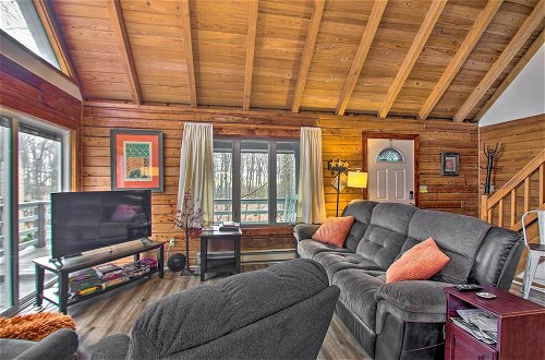 Photo 36 - Wintergreen Home w/ Deck - Near Skiing & Hiking
