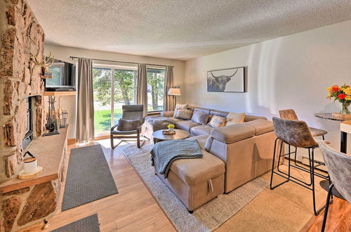 Photo 1 - Cozy & Chic Mountain Condo w/ Community Perks