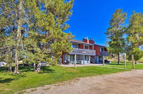 Photo 8 - Cozy & Chic Mountain Condo w/ Community Perks