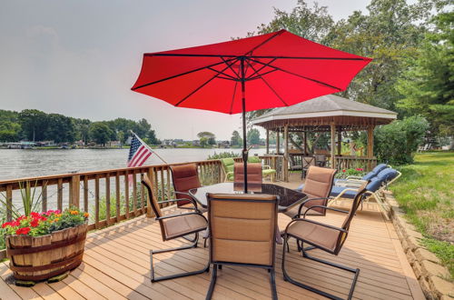 Photo 23 - Serene Waterfront Monticello House w/ Fire Pit