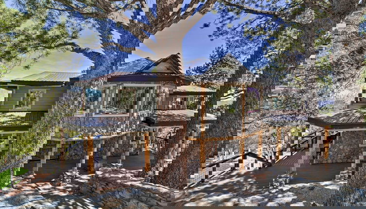 Foto 1 - Luxe Reno Chalet w/ Mountain View: 3 Mi to Skiing