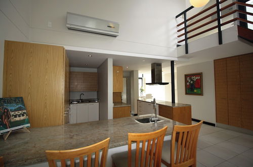 Foto 8 - Three Bedroom Apartment in Camps Bay