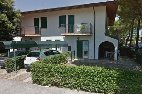 Foto 15 - Splendid Two-bedroom Villa Situated in Bibione