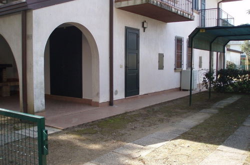 Foto 14 - Splendid Two-bedroom Villa Situated in Bibione