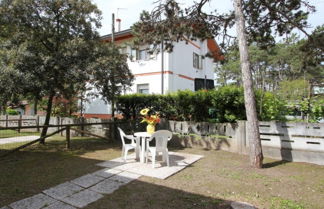 Photo 1 - Wonderful Villa With Garden