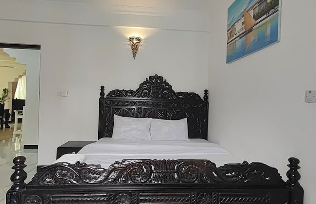 AYAA LUXURY APARTMENT 4TH FLOOR - Photo 1
