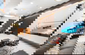 Foto 3 - Convinia Luxury The Peak Midtown