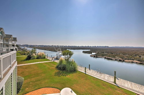 Photo 11 - Manteo Waterfront Resort Home w/ 30-ft Dock