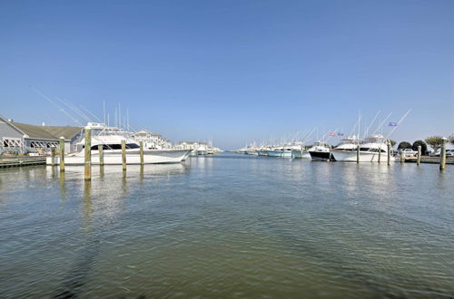 Foto 23 - Manteo Waterfront Resort Home w/ 30-ft Dock