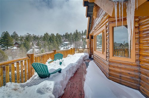 Photo 5 - Pet-friendly Big Bear Cabin Rental: 3 Mi to Skiing
