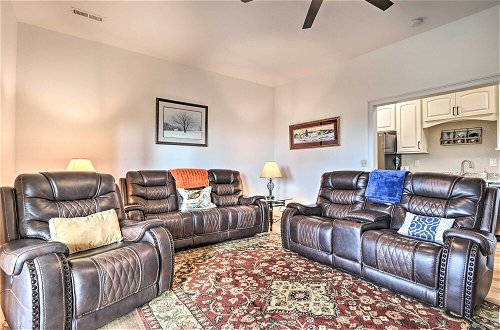 Photo 10 - Mountain-view Apartment Near Pigeon Forge Parkway