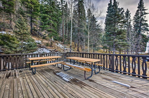 Photo 14 - Family-friendly Red River Retreat w/ Deck