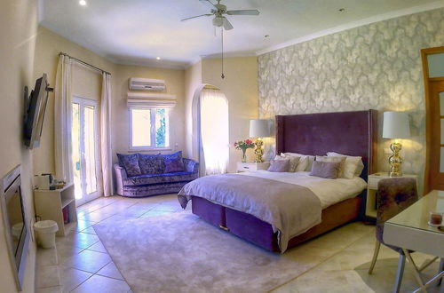 Photo 5 - Luxury Villa Private Pool Home Cinema Games Room Hot Tub Ocean View Tennis Courts