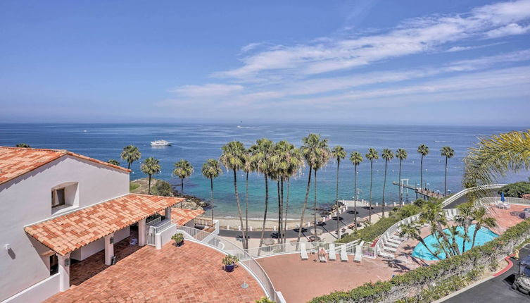 Photo 1 - Quiet Avalon Getaway Villa w/ Ocean View & Balcony