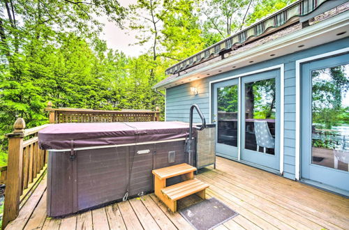 Photo 18 - Cozy Retreat w/ Hot Tub, on Sleepy Hollow Lake