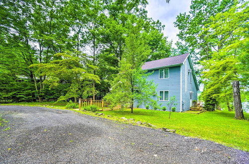 Photo 27 - Cozy Retreat w/ Hot Tub, on Sleepy Hollow Lake