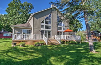 Foto 1 - Waterfront Vandalia House w/ Dock on Donnell Lake