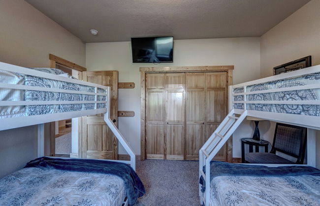 Homestake Chalet at Terry Peak - Photo 3