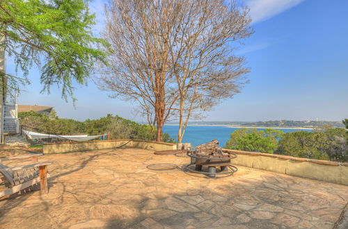 Foto 46 - Canyon Lake Luxury Pool Games & Stunning Views