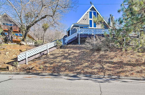 Photo 23 - Lake Arrowhead Cabin w/ Balcony, Near Trails