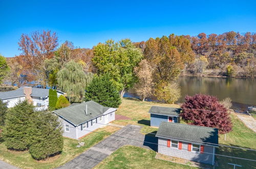 Photo 55 - House on the New River, 3BR, 20 minutes from VT