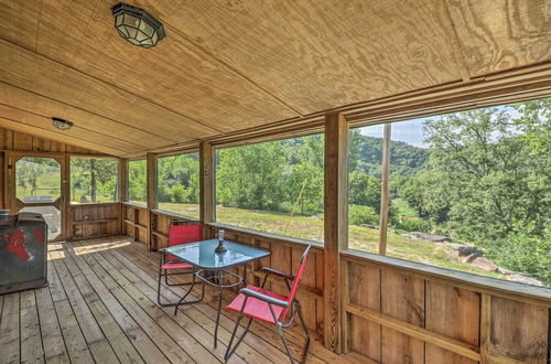 Photo 3 - Rustic Mtn-view Cabin < 1 Mile to White River