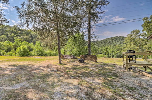 Photo 5 - Rustic Mtn-view Cabin < 1 Mile to White River