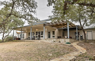 Photo 3 - Modern Fischer House w/ Deck, Fire Pit & Hot Tub