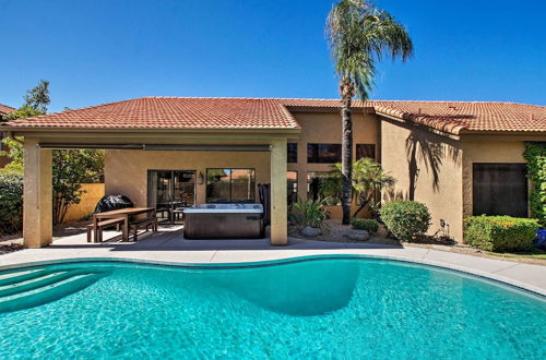 Foto 11 - Scottsdale Family Home w/ Private Pool & Hot Tub