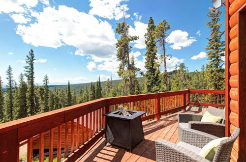 Foto 2 - High Alpine Lodge Stunning Views of Pikes Peek Hot Tub Garage 4 Bedrooms