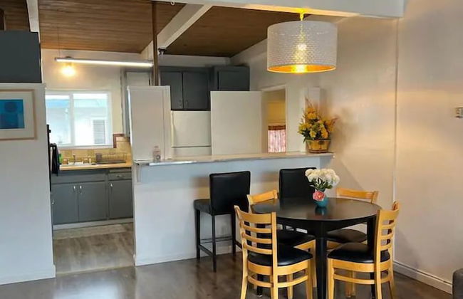 New 2BR Home w Parking Laundry in 580-80 - Foto 24