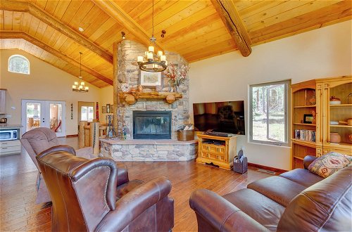 Foto 24 - Spacious Home w/ Game Room ~ 5 Mi to the Slopes