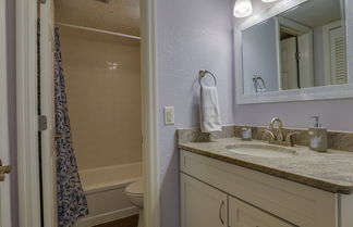 Photo 2 - Gainesville Condo w/ Patio, 2 Mi to UF Campus