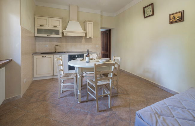 Casa Renato Apartments With Pool, Monforte D' Alba - Foto 30