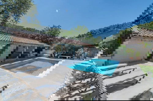 Foto 22 - Superb House With Pool Near the Luberon