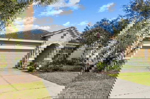 Foto 47 - Fun In The Sun 5 Bed 5 Bath - Pool Near Disney 5 Bedroom Home by RedAwning