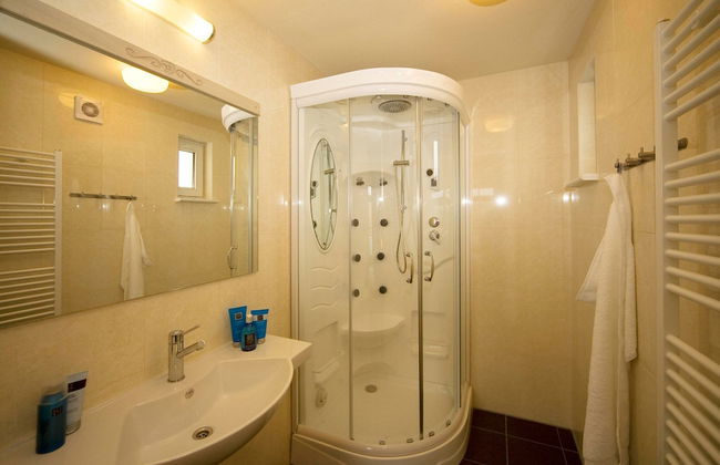 Villa in Germany With Sauna and Bubble Bath - Foto 8