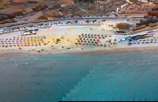 Foto 2 - Modern Beach Apartment With Fantastic Sea Views