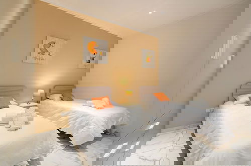 Foto 15 - Modern Beach Apartment With Fantastic Sea Views