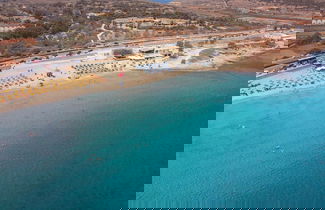 Foto 3 - Modern Beach Apartment With Fantastic Sea Views