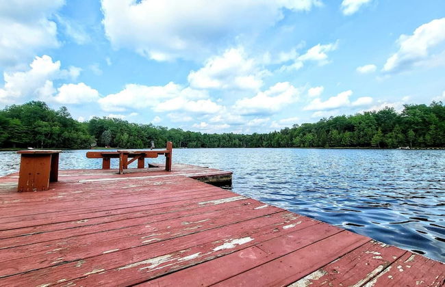 Happy Trails Chalet by Avantstay Sauna + Deck, Private Community Beach Access - Foto 50