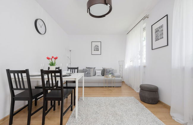 Cosy Apartment in Piaseczno by Renters - Photo 7
