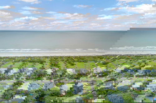 Foto 52 - Blue Heron Manor by Avantstay Ocean View + Saltwater Pool