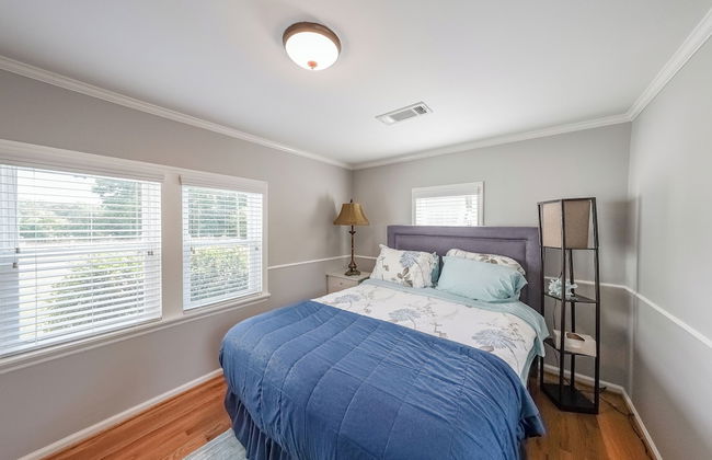 Kennesaw Cottage - Photo 4