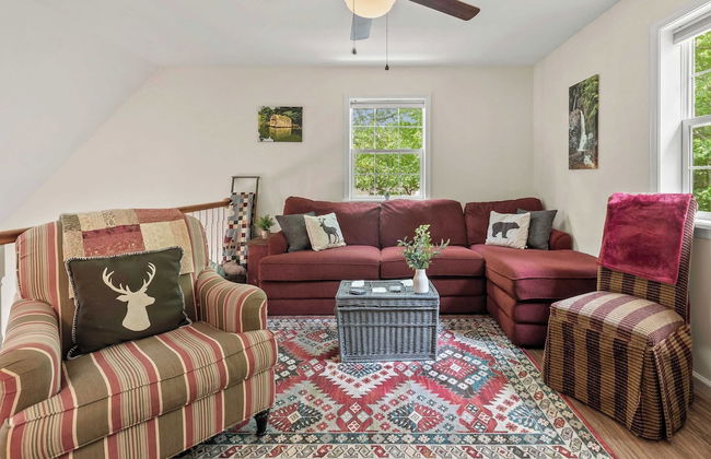 Ridge Retreat by Avantstay Game Room, Covered Porch, & Fire Pit! - Foto 14