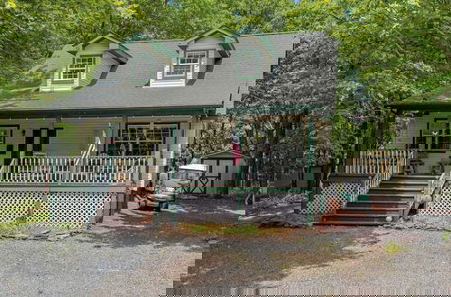Foto 3 - Ridge Retreat by Avantstay Game Room, Covered Porch, & Fire Pit!