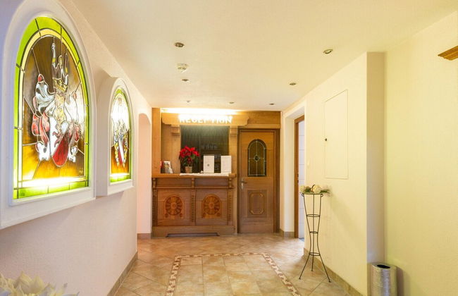 Apartment in Langenfeld With Recreation Room - Photo 2