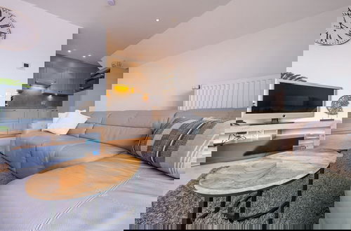 Foto 10 - Apartment With Sunny Terrace