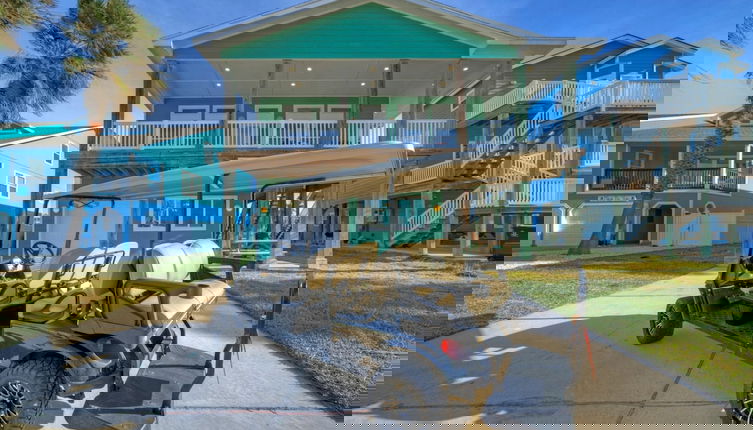 Foto 1 - Jones N by the Beach by Avantstay Walk to Beach