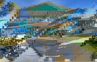 Foto 1 - Jones N by the Beach by Avantstay Walk to Beach